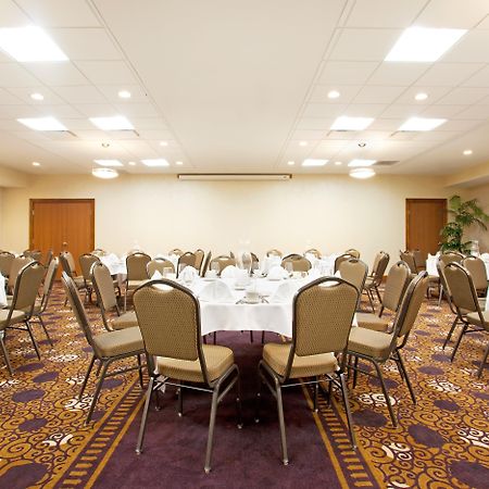 Holiday Inn Battle Creek By Ihg Екстер'єр фото